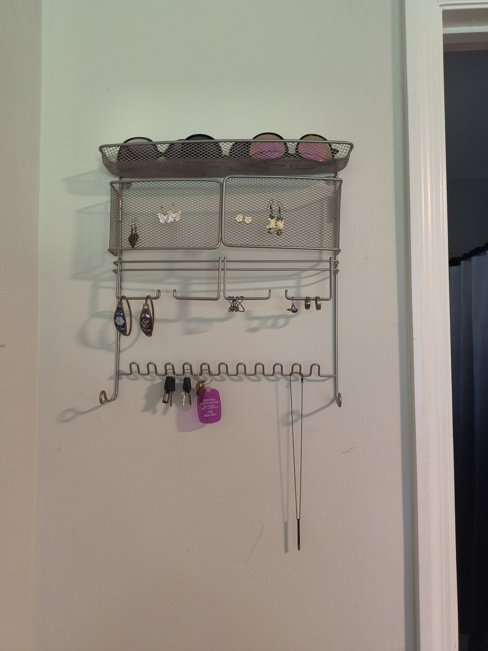 Wall-Mounted Metal Jewelry and Accessory Organizer - Gray